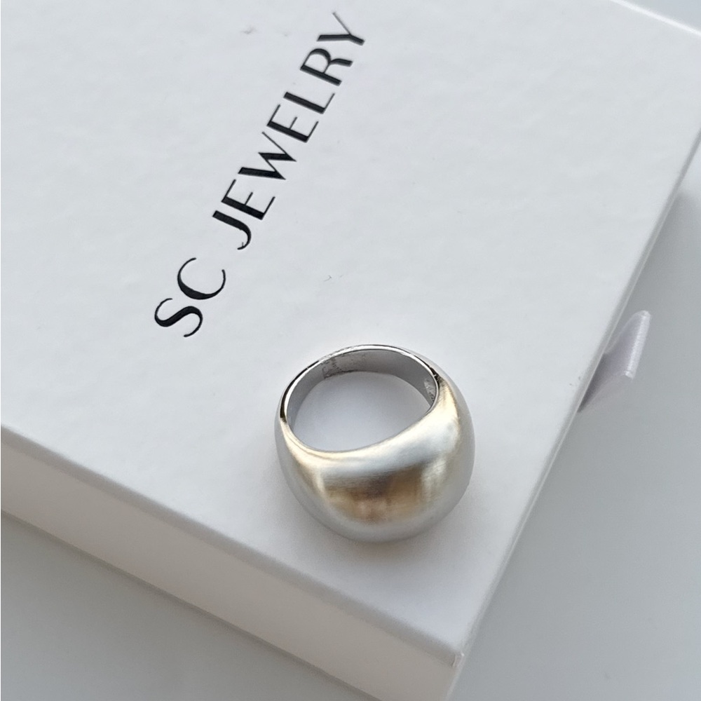 Limited Edition French Dome Ring - Brushed Silver Platinum Plated - Picture 6 of 10